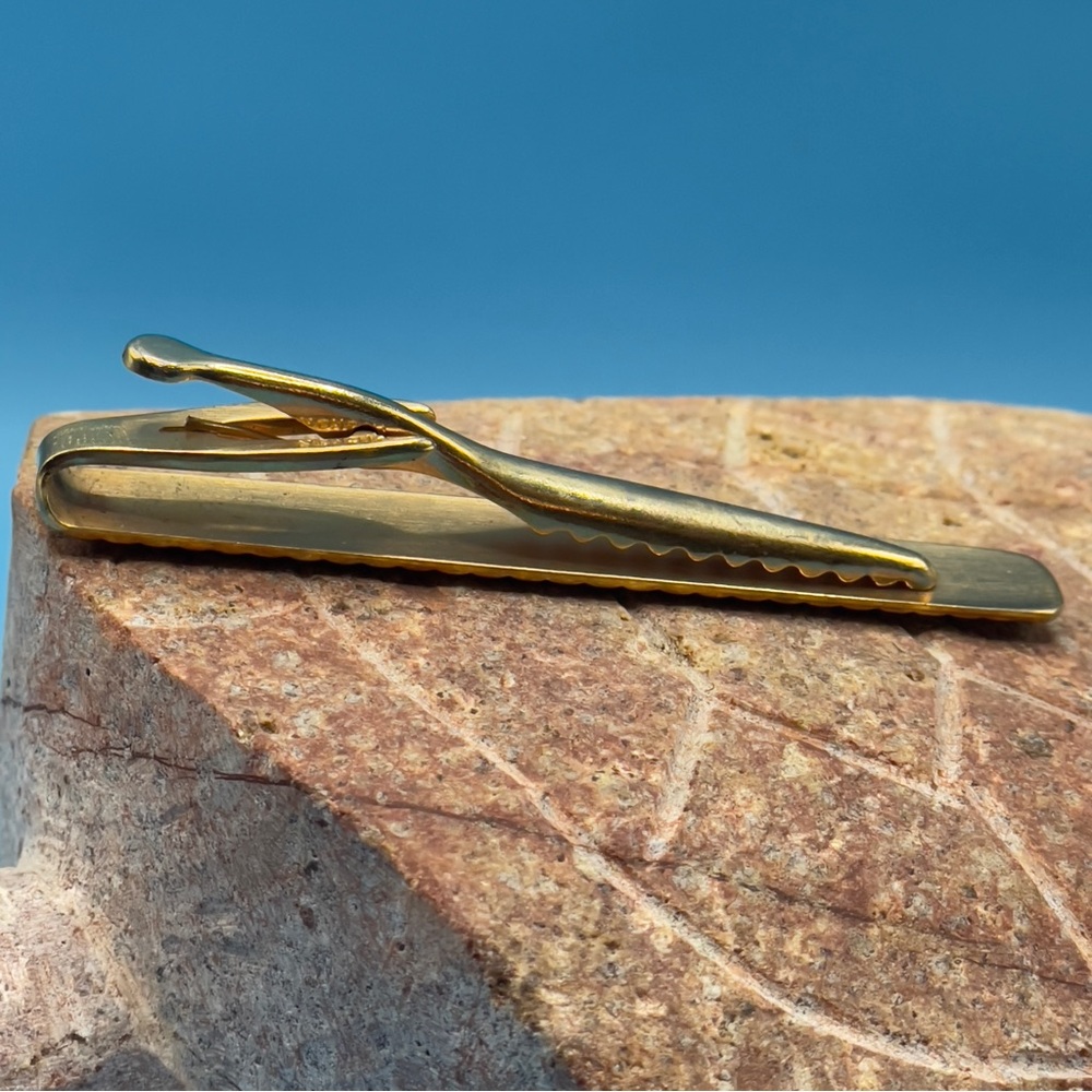 Vintage Hickok Gold Tone Basketweave Tie Clip Bar USA Mid Century Excellent - Picture 4 of 7